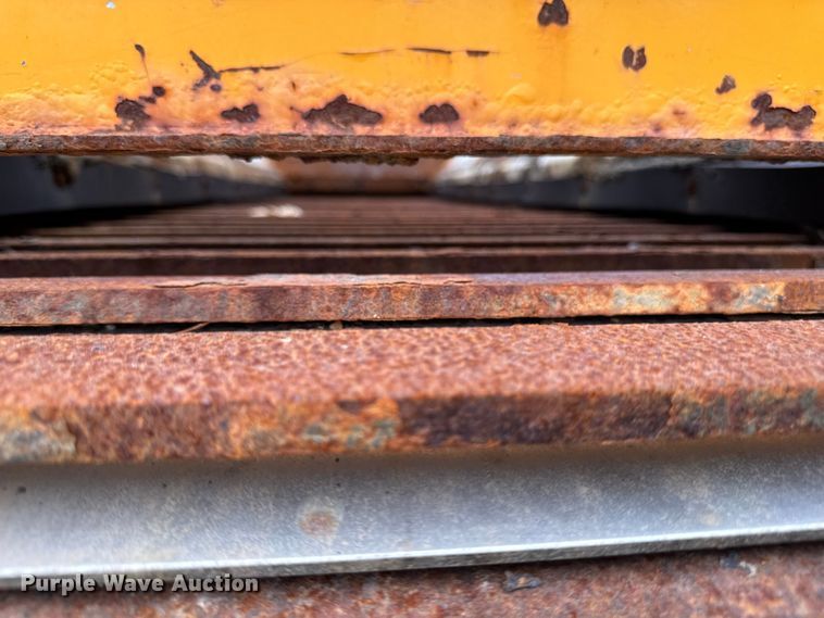 image for item FB5840 2010 International 7400 dump truck