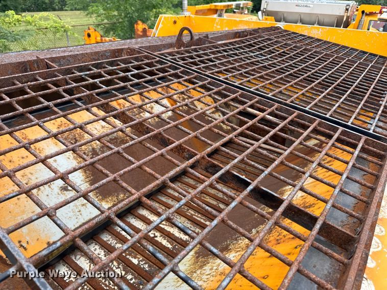 image for item FB5840 2010 International 7400 dump truck