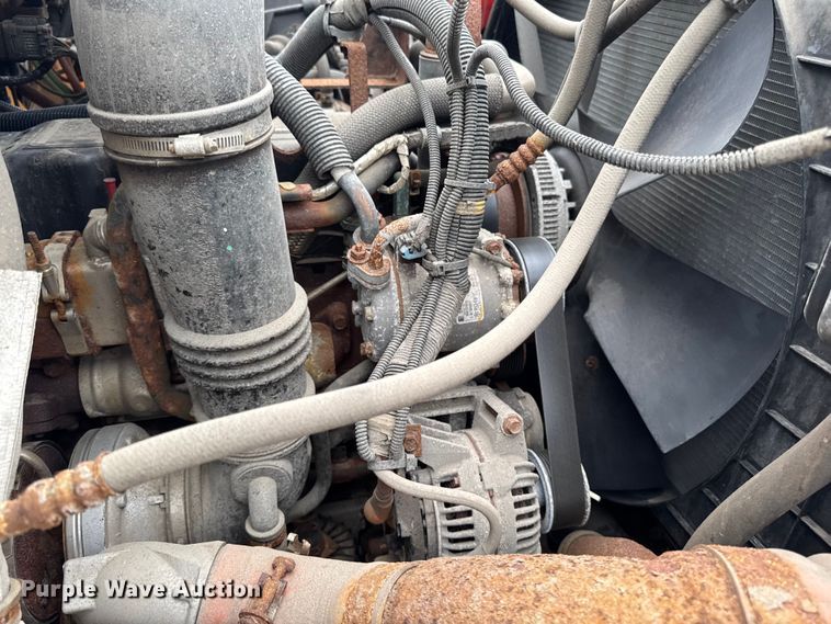 image for item FB5840 2010 International 7400 dump truck