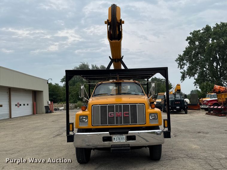 image for item FB5841 1990 GMC Topkick bucket truck