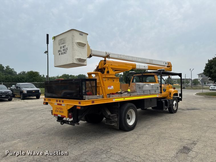 image for item FB5841 1990 GMC Topkick bucket truck