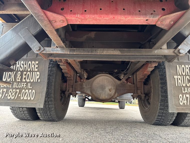 image for item FB5841 1990 GMC Topkick bucket truck