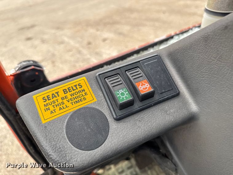 image for item FB5842 Holder C9700H utility vehicle