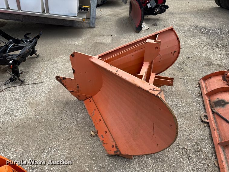 image for item FB5842 Holder C9700H utility vehicle