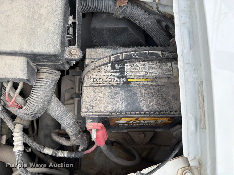 image for item FB5924 2004 Chevrolet Astro van