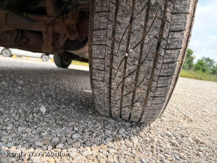 image for item FB5924 2004 Chevrolet Astro van