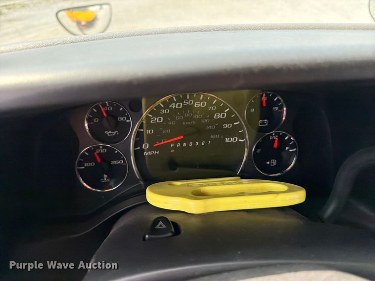 image for item FB5925 2010 GMC Savana G3500 school bus
