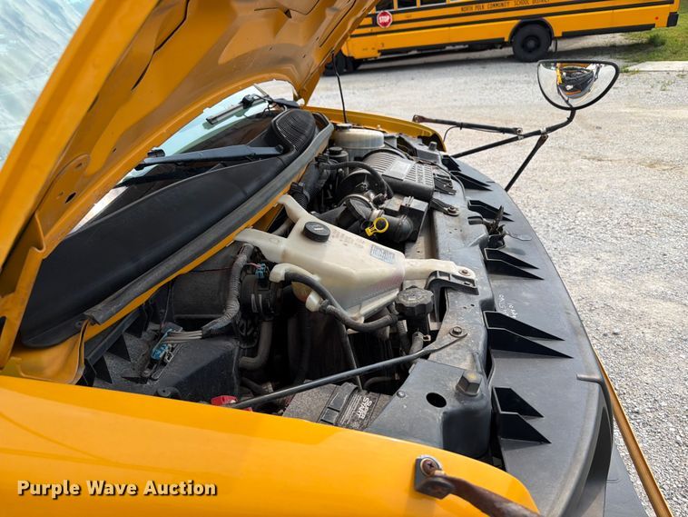 image for item FB5925 2010 GMC Savana G3500 school bus