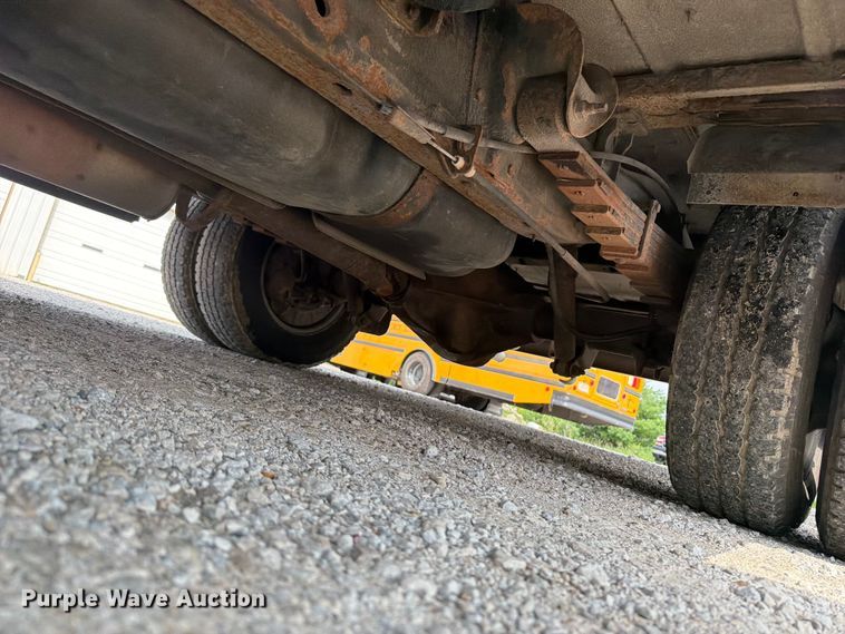 image for item FB5925 2010 GMC Savana G3500 school bus