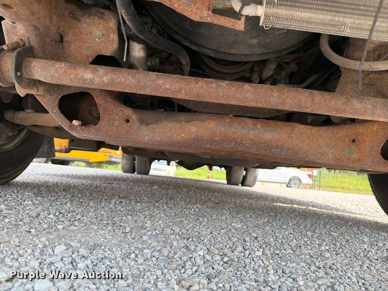 image for item FB5925 2010 GMC Savana G3500 school bus