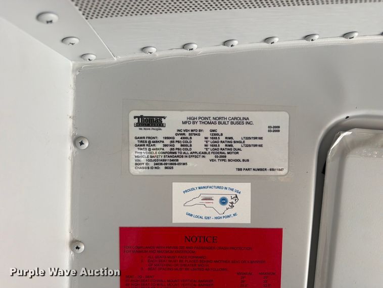 image for item FB5925 2010 GMC Savana G3500 school bus