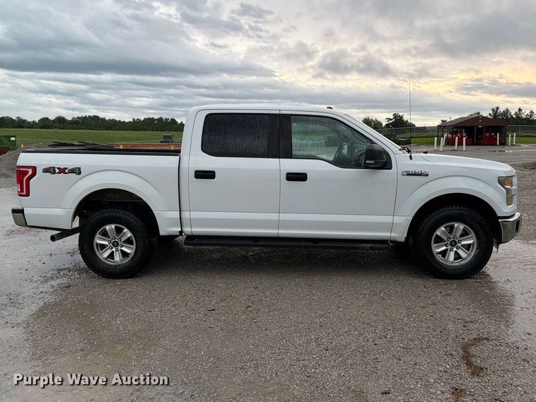 image for item FB5927 2016 Ford F150 Crew Cab pickup truck