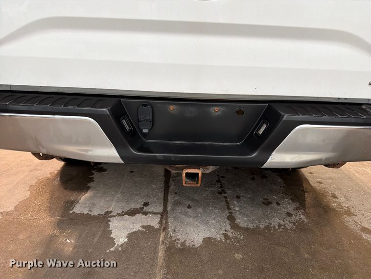 image for item FB5927 2016 Ford F150 Crew Cab pickup truck