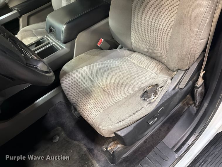 image for item FB5927 2016 Ford F150 Crew Cab pickup truck