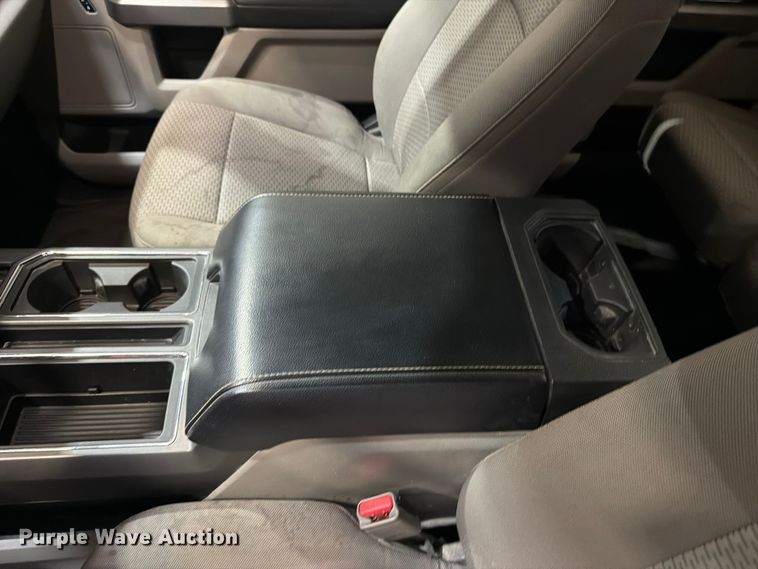 image for item FB5927 2016 Ford F150 Crew Cab pickup truck