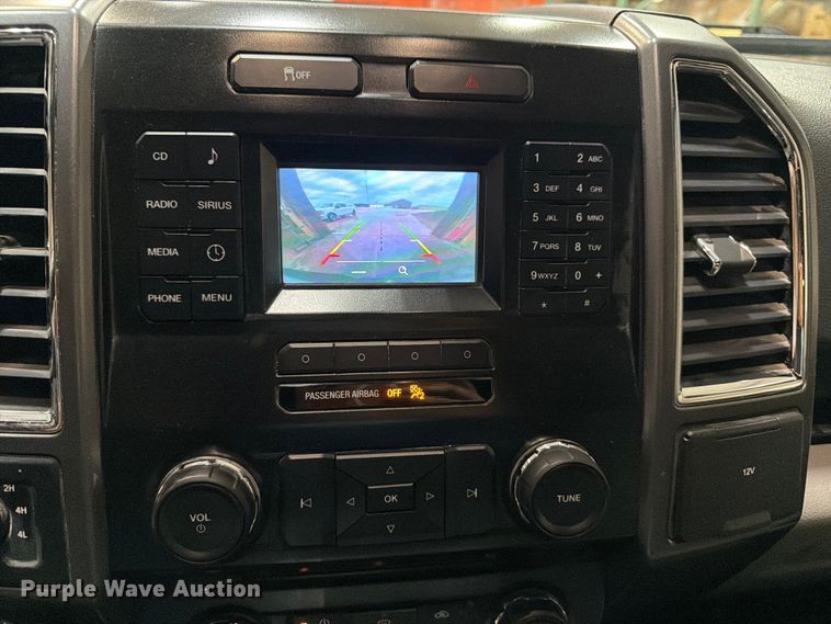 image for item FB5927 2016 Ford F150 Crew Cab pickup truck