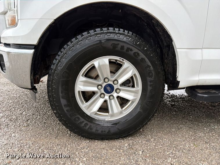 image for item FB5927 2016 Ford F150 Crew Cab pickup truck