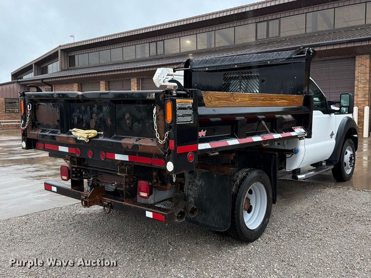 image for item FB5928 2011 Ford F550 Super Duty dump truck