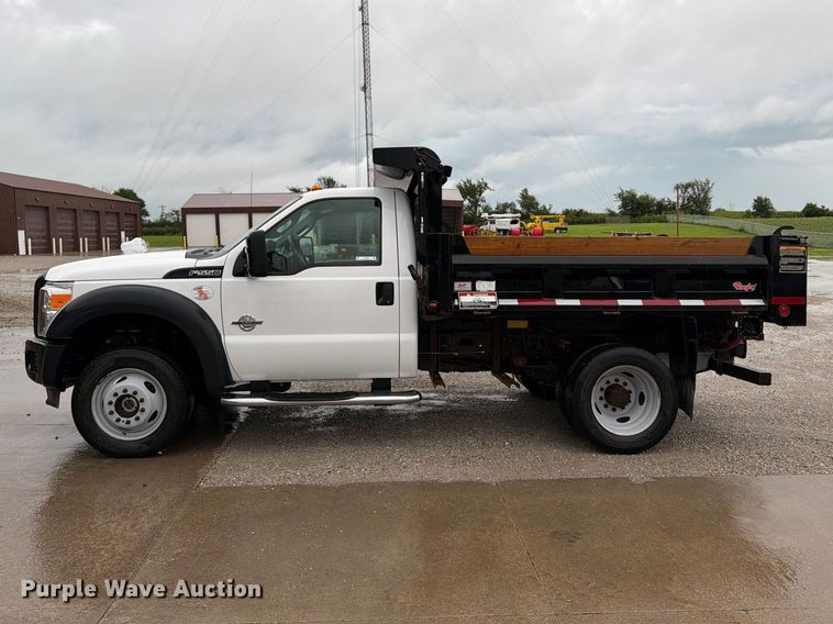 image for item FB5928 2011 Ford F550 Super Duty dump truck