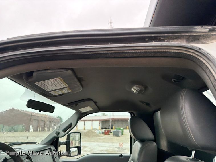 image for item FB5928 2011 Ford F550 Super Duty dump truck