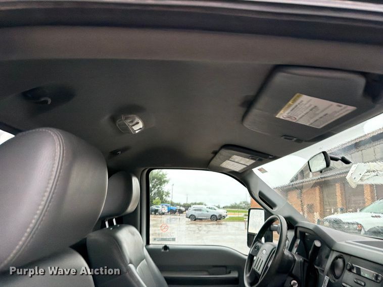 image for item FB5928 2011 Ford F550 Super Duty dump truck