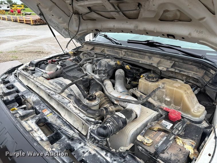 image for item FB5928 2011 Ford F550 Super Duty dump truck