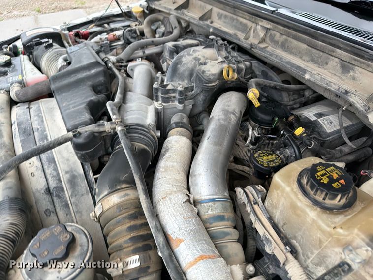 image for item FB5928 2011 Ford F550 Super Duty dump truck