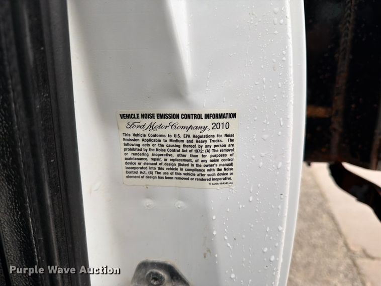 image for item FB5928 2011 Ford F550 Super Duty dump truck