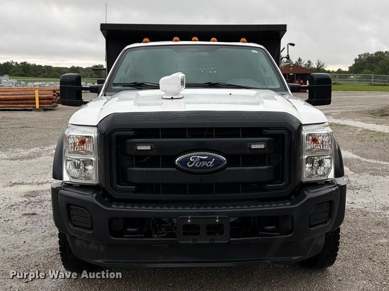 image for item FB5929 2016 Ford F550 Super Duty dump truck
