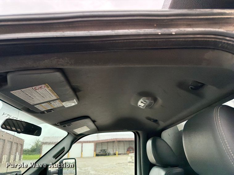 image for item FB5929 2016 Ford F550 Super Duty dump truck
