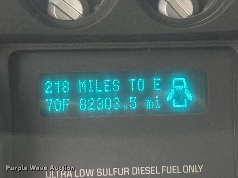 image for item FB5929 2016 Ford F550 Super Duty dump truck