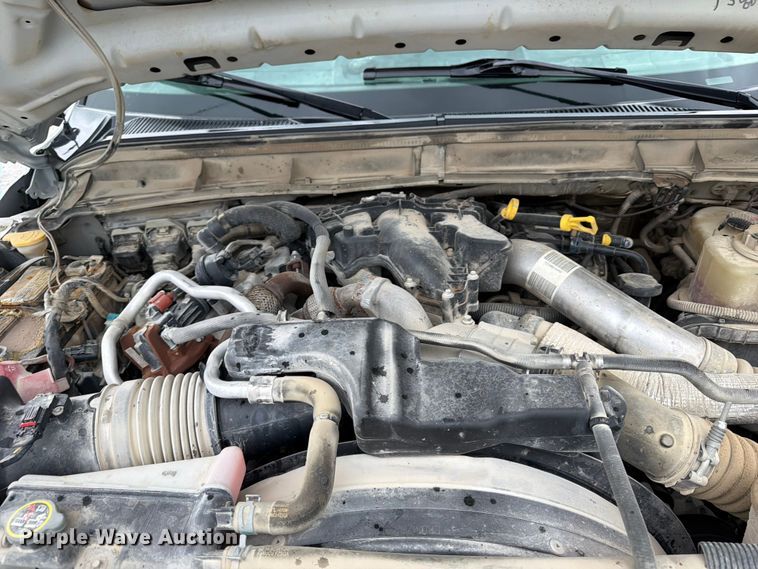image for item FB5929 2016 Ford F550 Super Duty dump truck