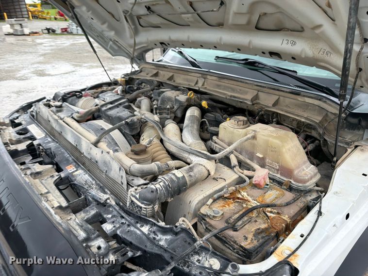 image for item FB5929 2016 Ford F550 Super Duty dump truck