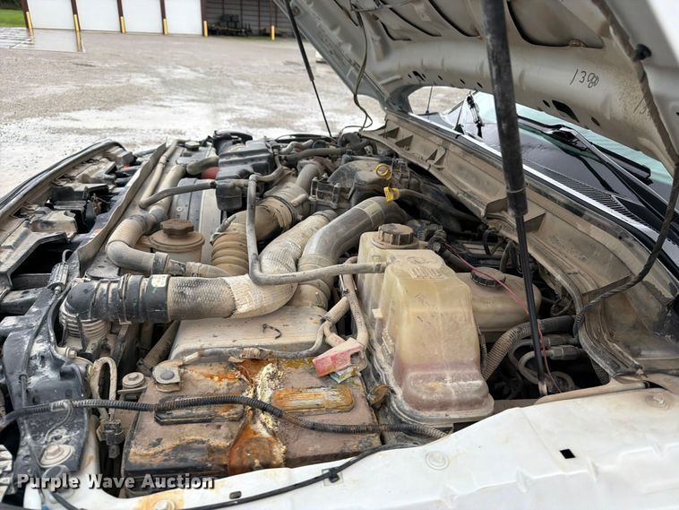 image for item FB5929 2016 Ford F550 Super Duty dump truck