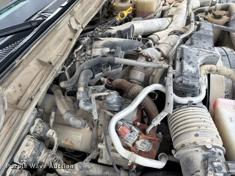 image for item FB5929 2016 Ford F550 Super Duty dump truck
