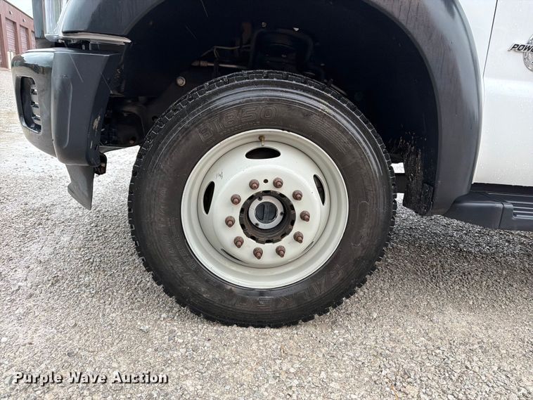 image for item FB5929 2016 Ford F550 Super Duty dump truck