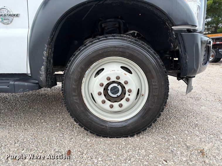 image for item FB5929 2016 Ford F550 Super Duty dump truck