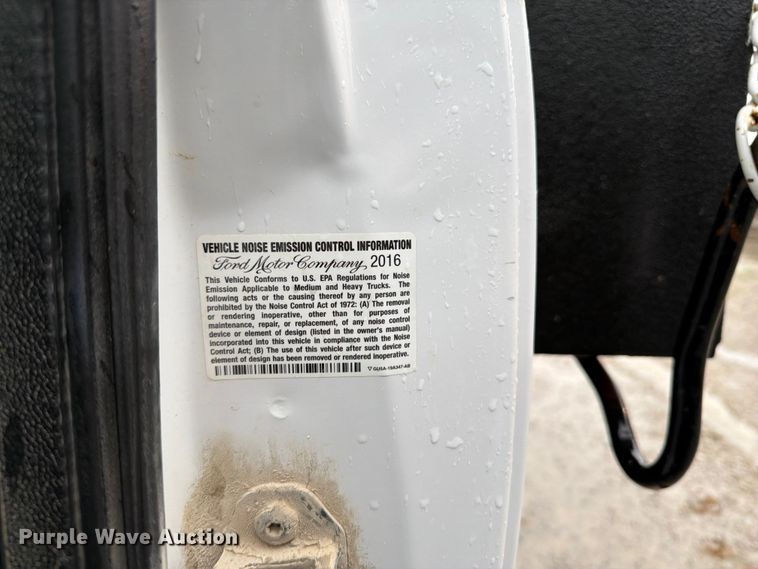 image for item FB5929 2016 Ford F550 Super Duty dump truck
