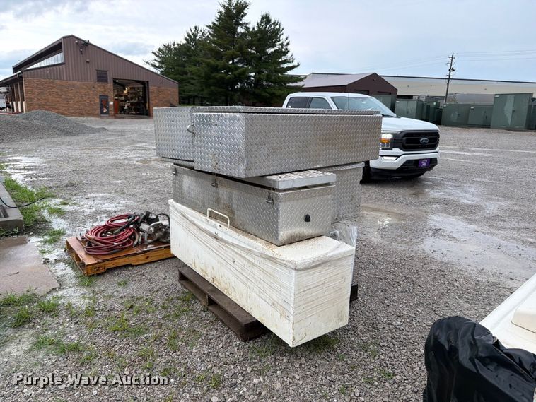 image for item FB5930 (6) toolboxes