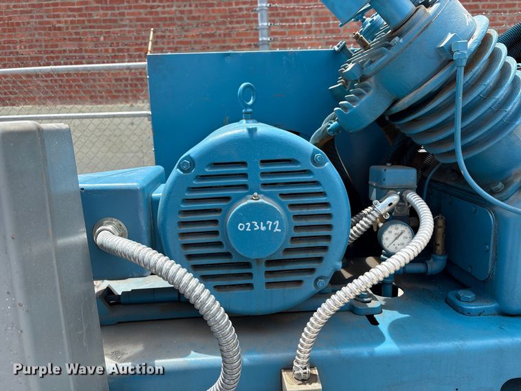 image for item FB8767 Kellogg American A462TVX air compressor