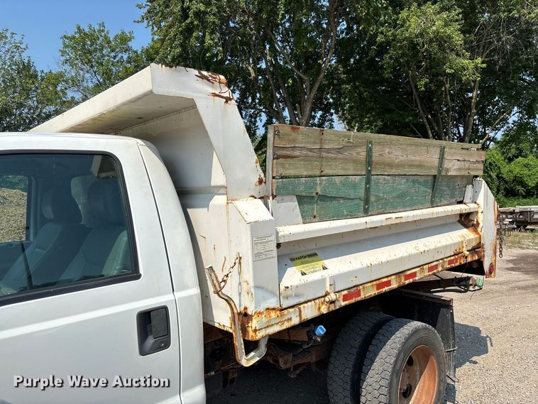 image for item FC2012 2012 Ford F450 Super Duty dump truck