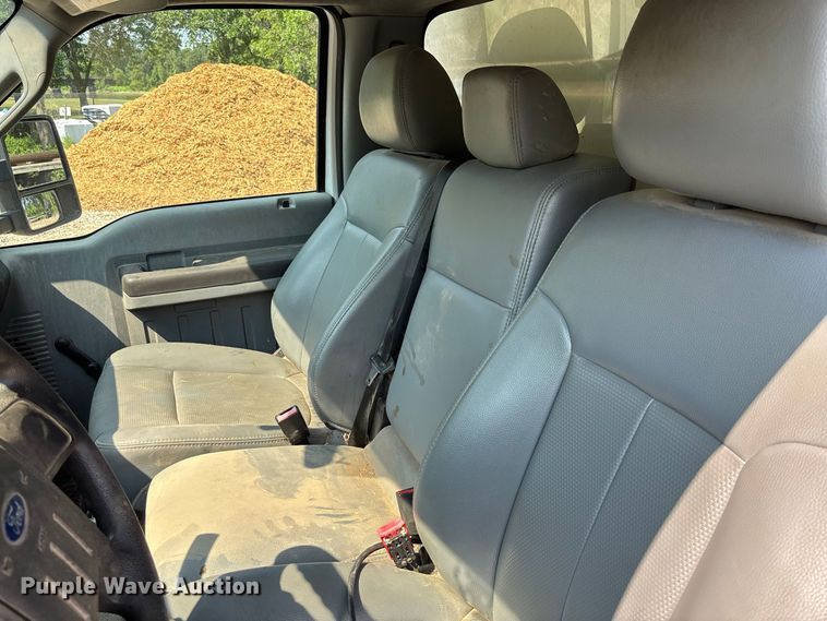 image for item FC2012 2012 Ford F450 Super Duty dump truck
