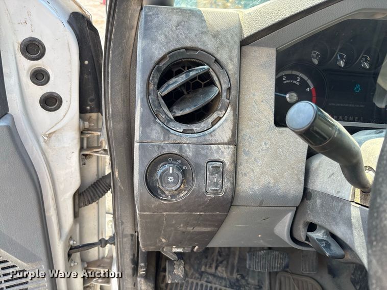 image for item FC2012 2012 Ford F450 Super Duty dump truck