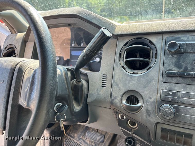 image for item FC2012 2012 Ford F450 Super Duty dump truck