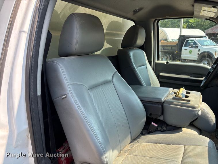 image for item FC2012 2012 Ford F450 Super Duty dump truck