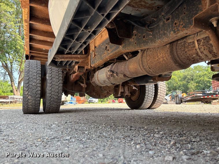 image for item FC2012 2012 Ford F450 Super Duty dump truck
