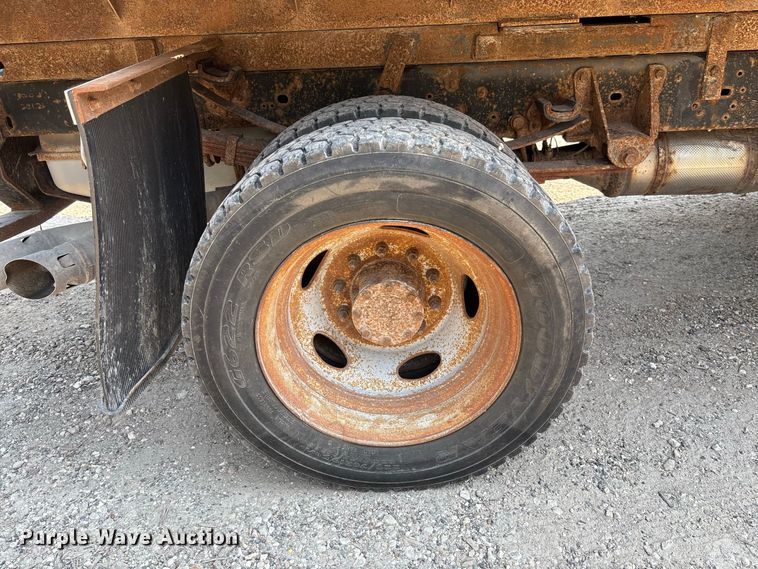 image for item FC2012 2012 Ford F450 Super Duty dump truck