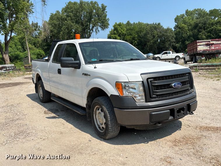 image for item FC2013 2013 Ford F-150 Ext. Cab pickup truck