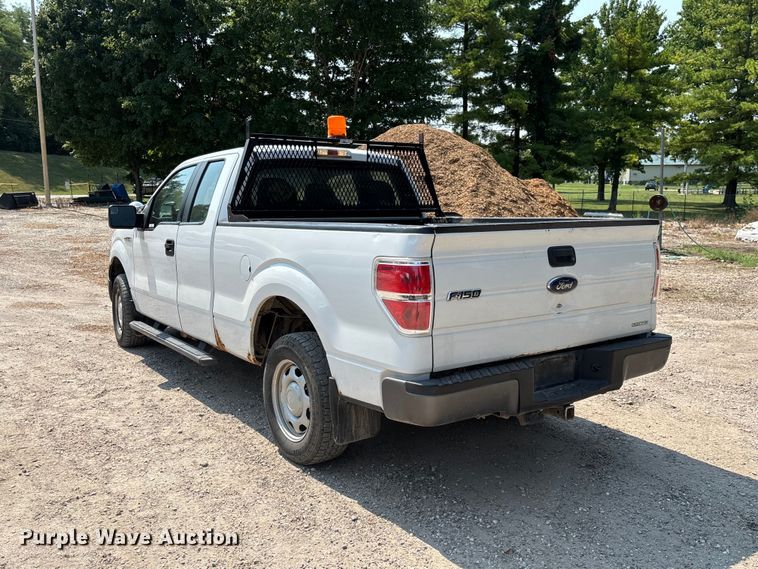 image for item FC2013 2013 Ford F-150 Ext. Cab pickup truck