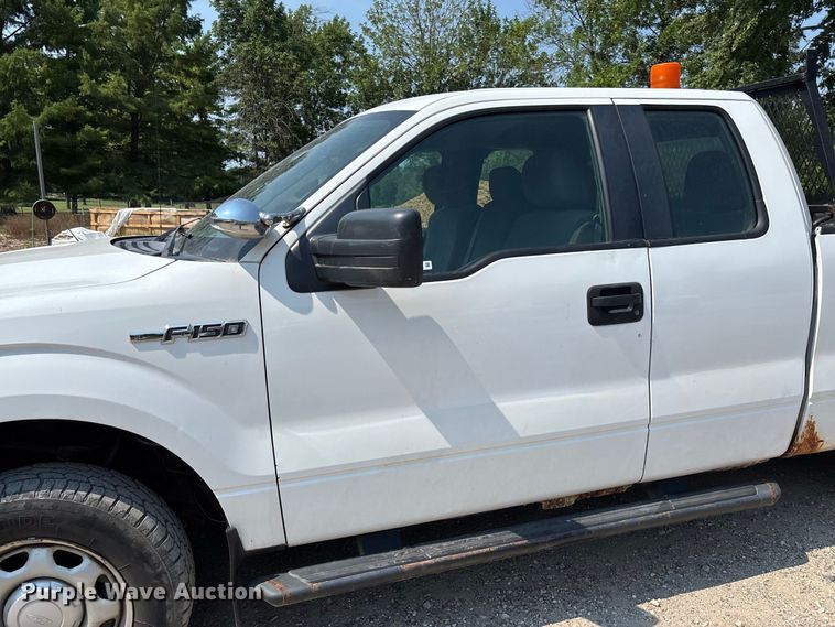 image for item FC2013 2013 Ford F-150 Ext. Cab pickup truck